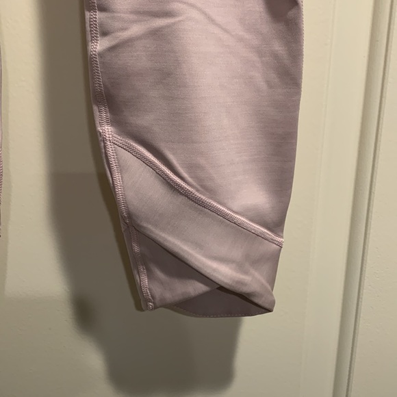 Nike - Picture 2 of 3